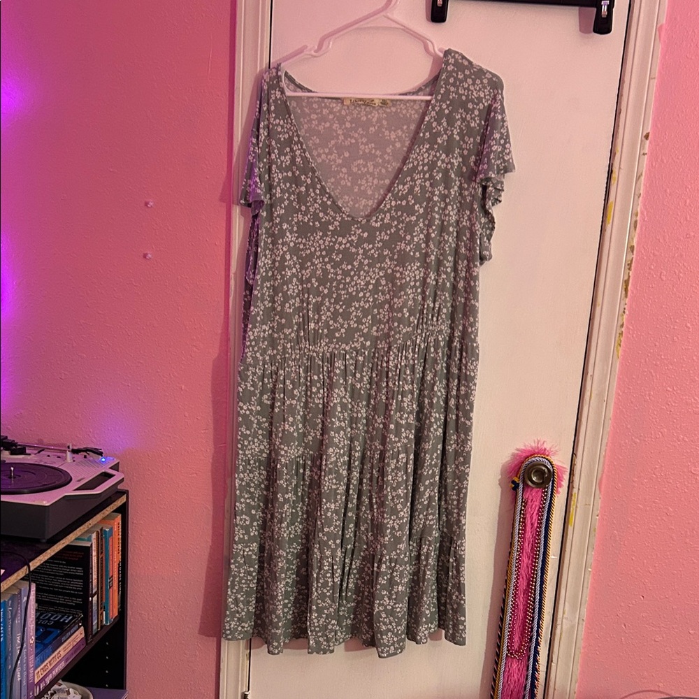Liberty Love Gray Floral Midi Dress
